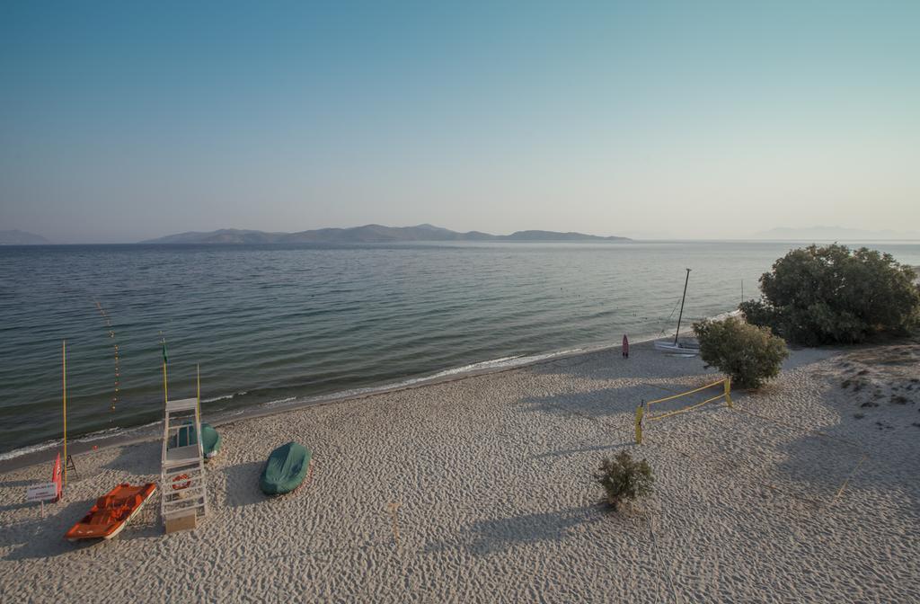 Caravia Beach Hotel Marmari  Esterno foto